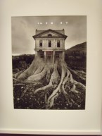 Maison-arbre de Jerry Uelsmann