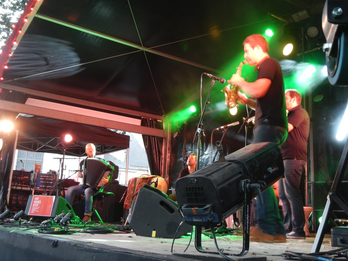 Aux heures d'été Fest-noz 'NDIAZ