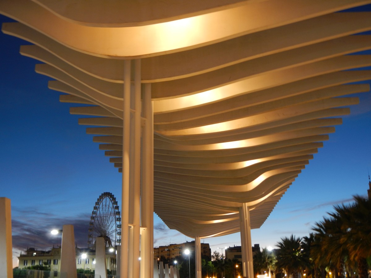 Arête poisson bateau - port de Malaga